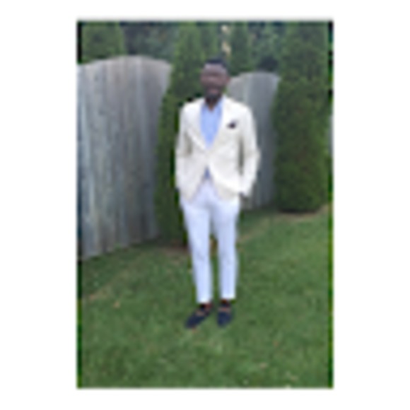 Meet your Posher, Akinbami - Picture 1 of 1